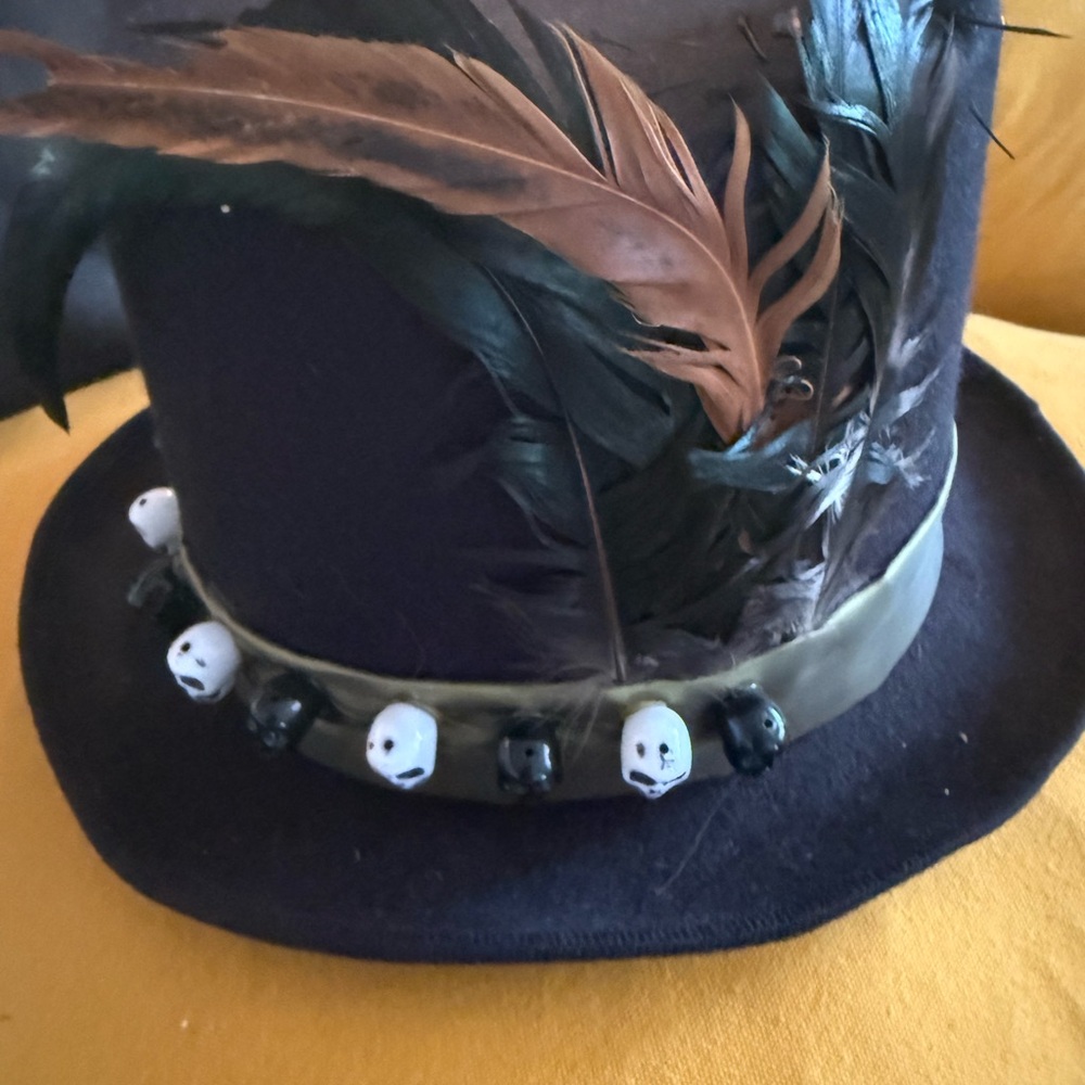 Black Felt Feathered Top Hat Halloween Skull Accents for Cosplay - Picture 3 of 11
